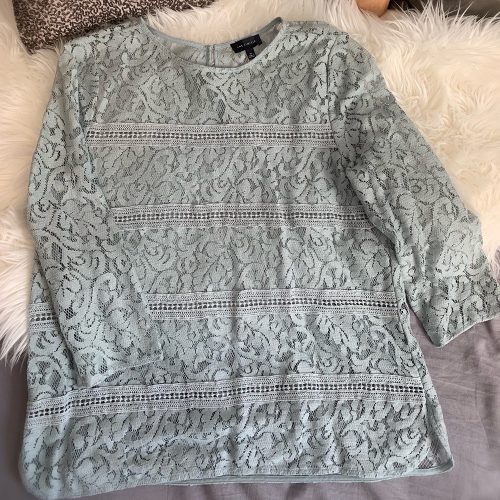 The Limited 3/4 sleeve lace top (Med)